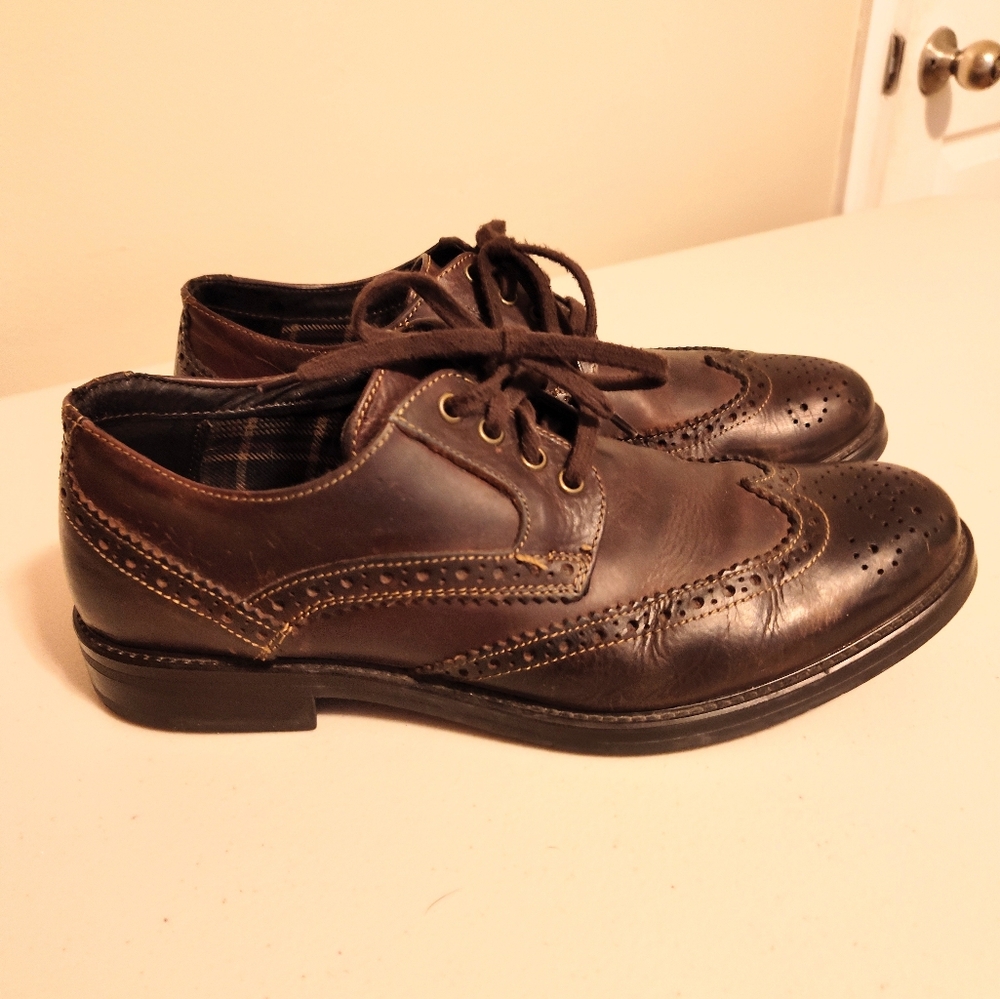 Johnston & Murphy Brown Oxfords